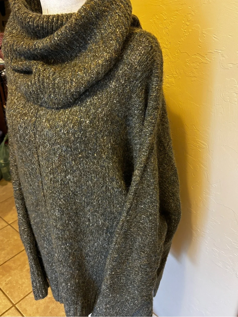 Ruby Moon Moss Green Cowl Neck Knit Sweater. Size L